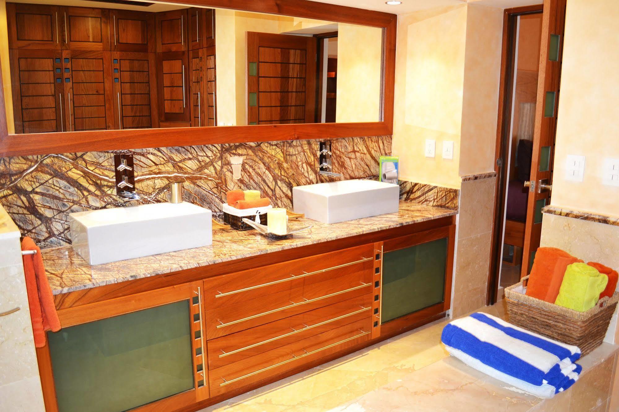 Villas De Cortez Penthouse ลอส บาร์ริเลส ภายนอก รูปภาพ