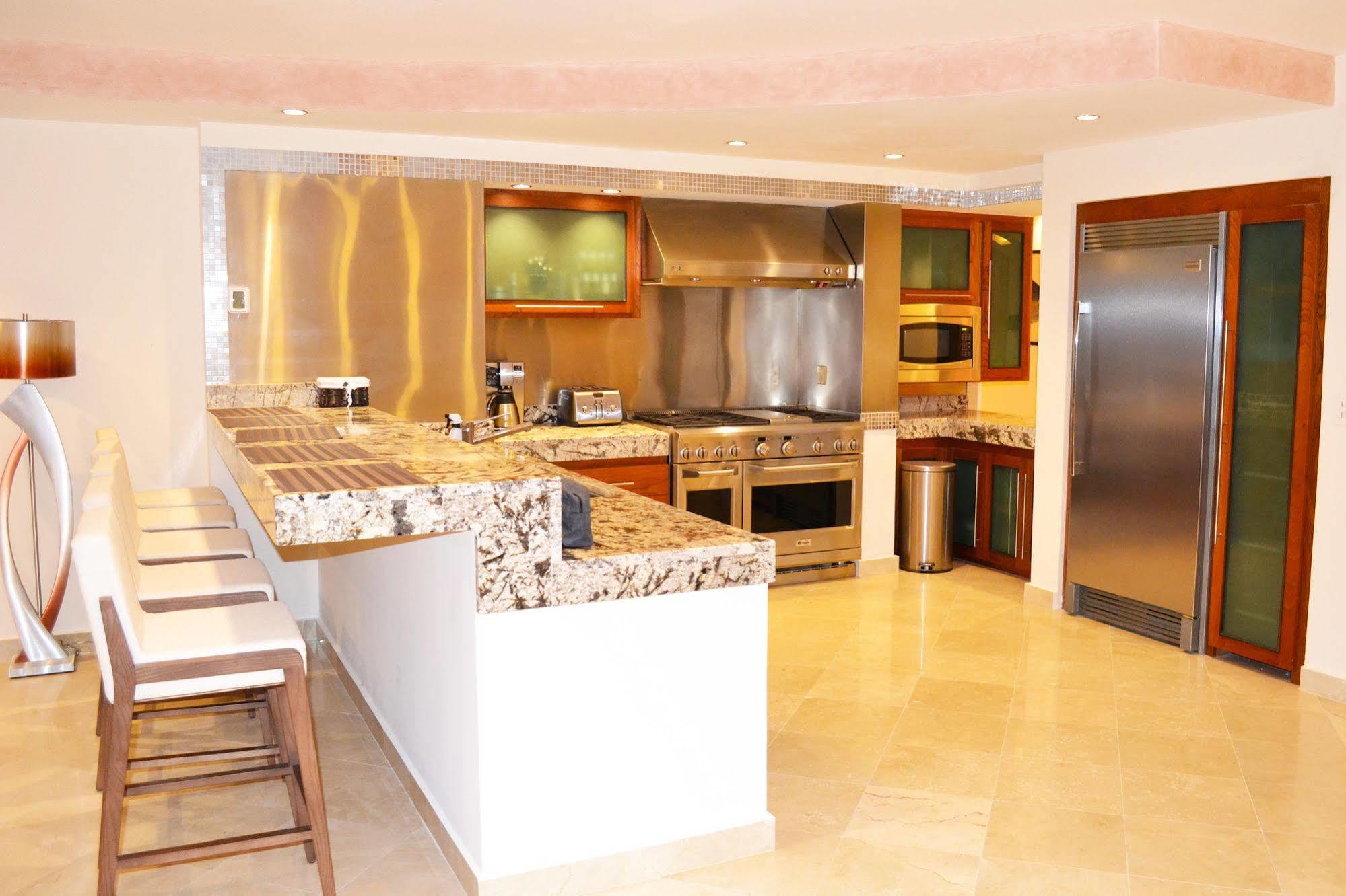 Villas De Cortez Penthouse ลอส บาร์ริเลส ภายนอก รูปภาพ