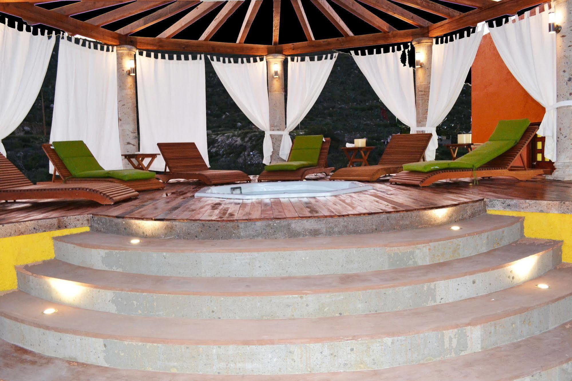 Villas De Cortez Penthouse ลอส บาร์ริเลส ภายนอก รูปภาพ